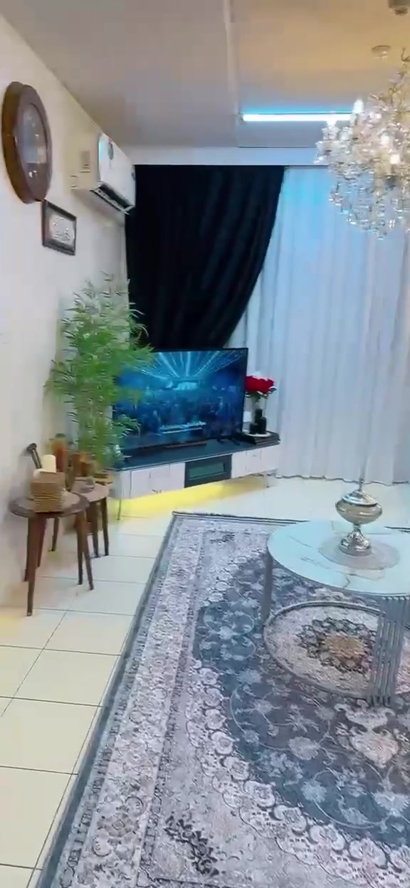 تخم تركي  نظيف جداً استخدام موسم واحد النظافه مثل ما موضح بالصور   وياه 3 طبلات 2 حجم صغير. والكبيره. قياس 90*90   الموقع بغداد 
مجمع بسمايه 
للتوصل *********** يوجد واتساب
