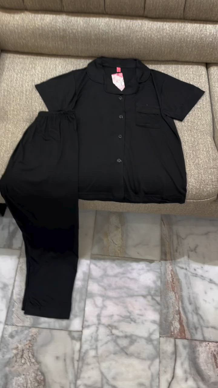 تراك خامة فانيلة قطني باردة 🖤
قياسات L_XL_2XL_3XL
سعر 13 الف 🔥

#محرم #ملابس #اكسبلور #أسود #ملابس_نسائيه


**إذا كنت صاحب هذا الإعلان وتريد حذفه لأي سبب، رجاءا أرسل رسالة إلى الدعم الفني**