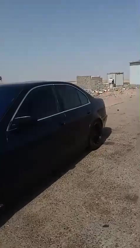 صقر موديل 2000 بأسمي السيارة جاهزة من كلشي حداديه جديدة تبريد قطعتين كير ومحرك كفاله كهربائيات كلها شغاله تخم تاير جديد سنويه 2030 السيارة بالبصرة
السعر 65 وماكو هيج سعر 
***********

