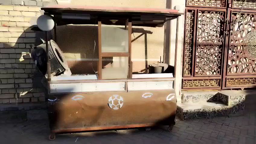 سلام عليكم حماصة حب وشاميه وعارضة كرزات عدد 2 ورف عدد 1 للتواصل ***********
