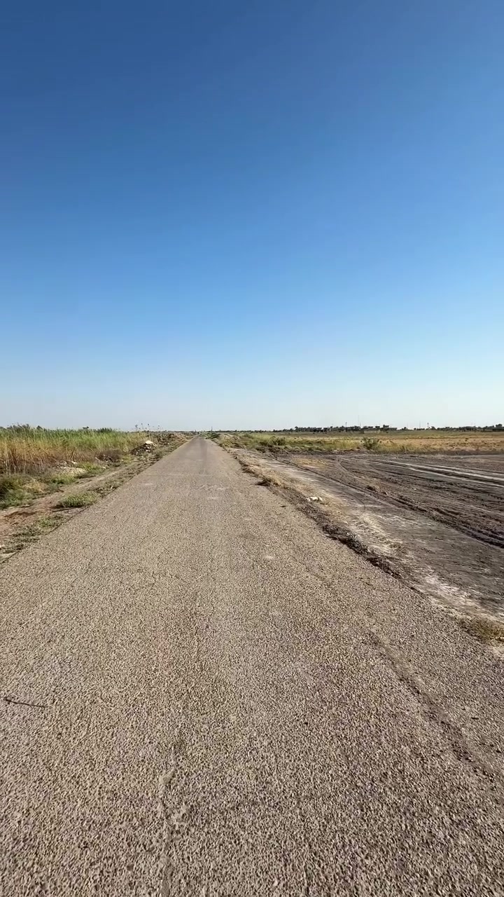 سعر الدونم الواحد: 40 مليون دينار فقط طابو باسمك تسوي مزارع شاليهات بلقرب من الارض🔥
📍 الموقع: الشيخ عامر – تبعد 20 دقيقة عن الكاظمية.

📐 المساحة الكلية: 3 دونم

✅ سند 25
✅ خدمات متوفرة
✅ موقع مميز وهادئ
✅ مناسب للسكن والاستثمار

💰 السعر: 40 مليون للدونم الواحد (قابل للتفاوض)

📞 للاستفسار والمعاينة:
أيوب الاستثماري للعقار
📱 ***********

🌟 للجادين فقط، ورزق الله البائع والمشتري
