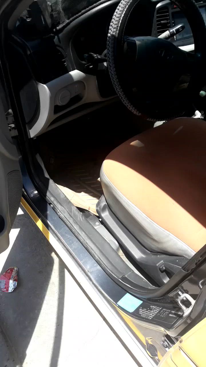 السلام عليكم اخوان عندي اكسنت للبيع مديل ٢٠٠٩ خليجي بيه خياسات بل ذيول  ومكينته تنقص بدون لادخان ولانفغ سنويه صاقطه من شهر الواحد سعر ٦٨ اليحب يتواصل هاذ رقمي ***********
