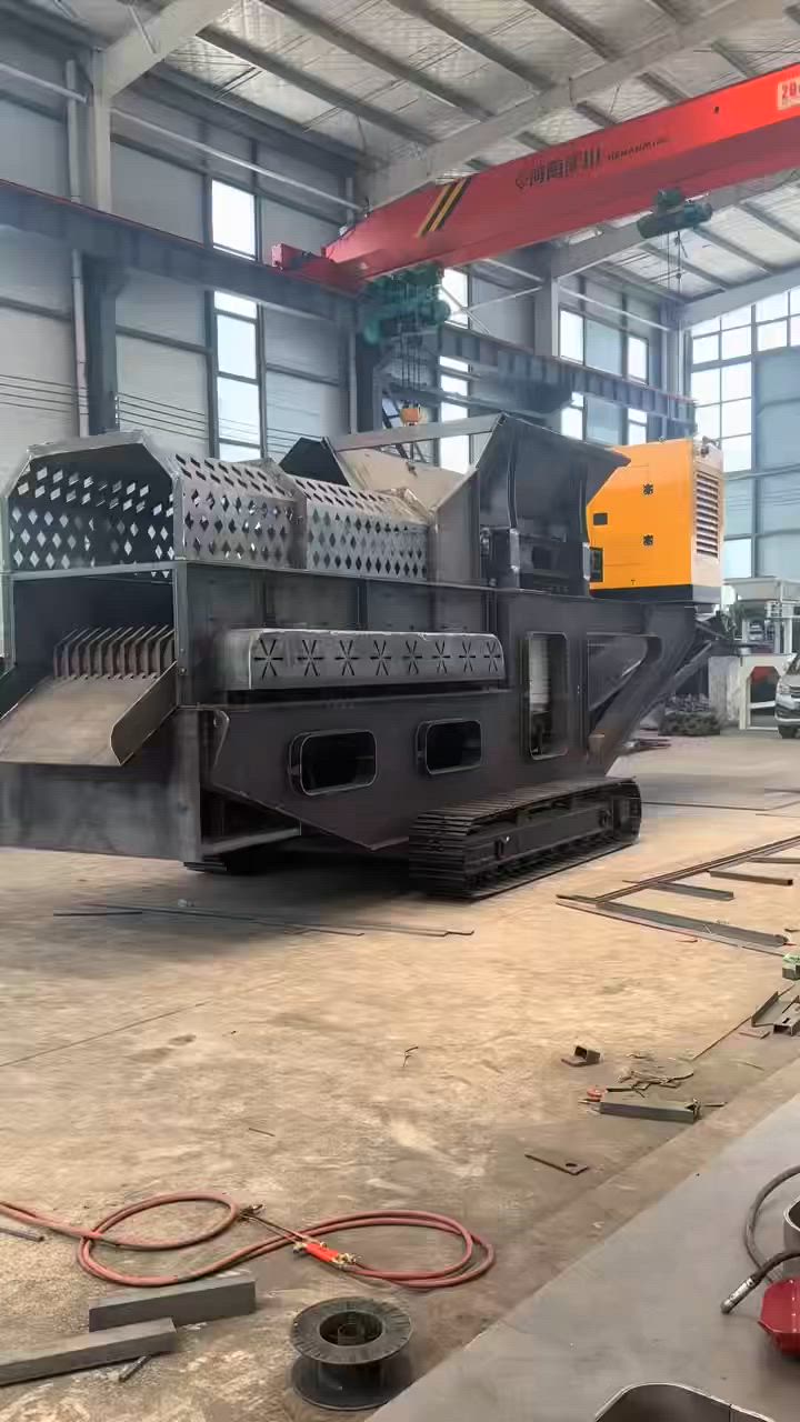 #Mudrockseparator #Soilrockseparator #Screeningequipment The 1240 crawler-type mud-rock separator has been completed and is undergoing pre-shipment testing.


**إذا كنت صاحب هذا الإعلان وتريد حذفه لأي سبب، رجاءا أرسل رسالة إلى الدعم الفني**