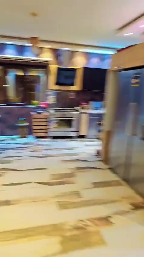 بسمه تعالئ 

بيت للبيع 3طوابق 400 متر سعر المتر 5ملايين ونصف قفل 
بناء VIP العنوان كربلاء المخيم شارع القزوينية  للأستفسار اكثر مشاهدة الفيديو او الاتصال ع الارقام التالية 
***********
***********
