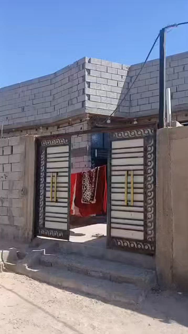 السلام عليكم 
يعلن مكتب عقارات النهروان  عن توفر بيت للبيع 

كل تفاصيل البيت موجودة داخل الفيديو 

موقع البيت السبيليات الغربية مقابل افرازات البلدية 

بالنسبة للسعر 85 قابل للتفاوض

للتواصل والاستفسار 
***********
