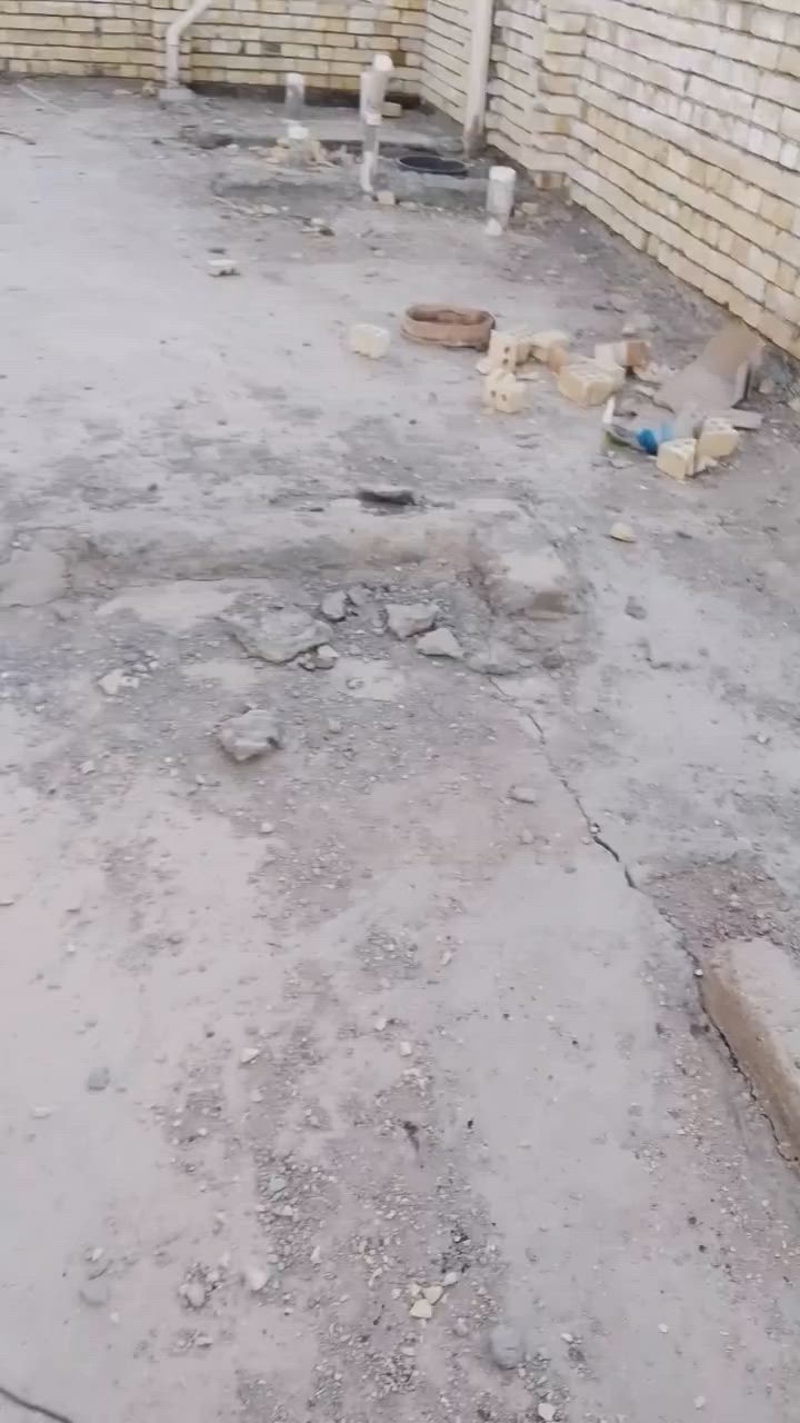 اسلام عليكم بيت هيكل بغداد ابو منيصي قرب شركت الرائد مساحه ١٥٠نزال ٢٥وجه ٦ كامل مجاري تقطيرسبالت صبه ارضيه نقص بس السكف مقابيل محرم وشارع تلاثين قربي عل مدارس  الستفسار التصال. على الرقام ‏‪***********‬‏. ‏‪***********‬‏السعر ٦٥ بي مجال طابو ملك صرف الرقام بيعه واتساب
