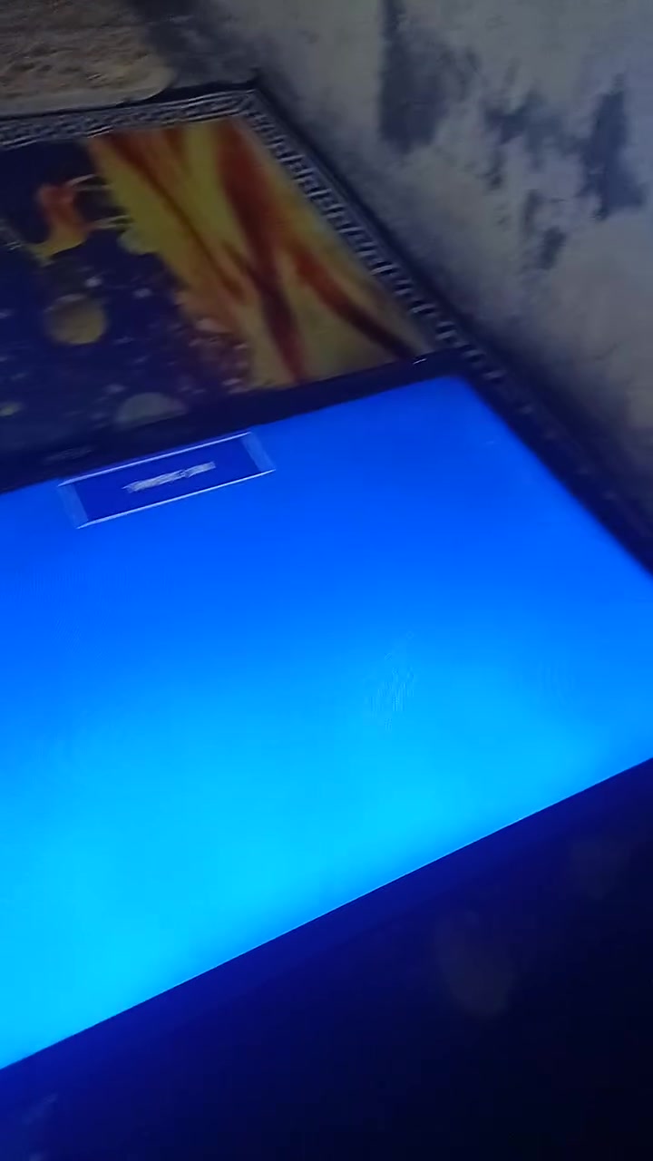 سلام عليكم بلازمات عدد 2حجم32البيع نضافه 90بل100سعر ثنينهن 100رقم ***********
