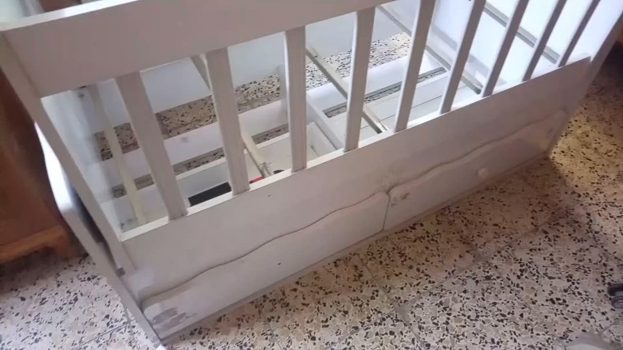 السلام عليكم
سرير اطفال  متحرك  للبيع بسعر  مناسب


**إذا كنت صاحب هذا الإعلان وتريد حذفه لأي سبب، رجاءا أرسل رسالة إلى الدعم الفني**