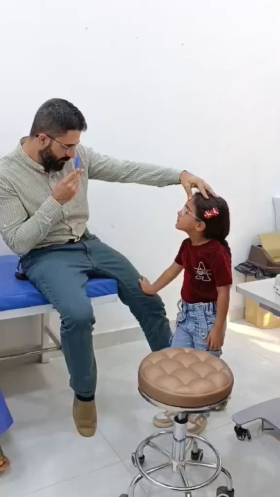 يُعلن الدكتور قاسم
اختصاصي طب وجراحة العيون

عن تواجده في عيادته

🗓 يوم الأربعاء

📍 العنوان:

الحصوة – قرب مرطبات التفاحة الحمراء

مجمع عالم الطب التخصصي

📞 للحجز والاستفسار(***********)
