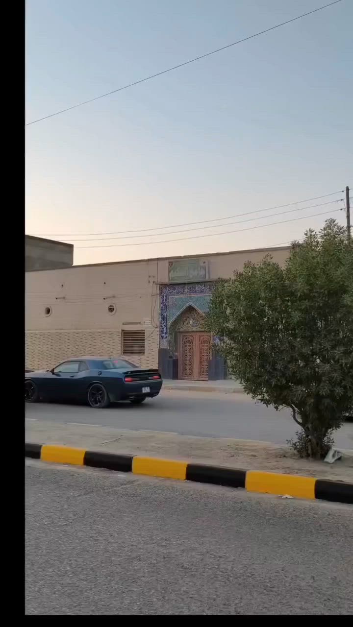 🏡#بيت_للبيع🏡مع محلات
🛑موقع مميز تجاري🛑

الموقع مقابيل جامع الحكيم على الشارع

العام

المساحة : 155ونصف متر

الواجهة 11 والنزال 14

تفاصيل الدار

ثلاث محلات واجهيه واردهن الشهري 750الف💸

مع بيت

عدد الطوابق : 2
الطابق الأول
تفاصيل البناء غرف نوم عدد1  + صاله+ مطبخ +استقبال+مجموعه صحيه
الطابق الثاني 
غرفة نوم عدد1+ صاله+مطبخ+استقبال

للاستفسار والمشاهدة يرجى التواصل مع

مكتب الشهم للتطوير العقاري

الديوانية - شارع الوكفة القديم

مقابل بريد التحدي - قرب معهد الخوارزمي

***********

راسلنا الآن واحجز فرصتك للسكن

والاستقرار
