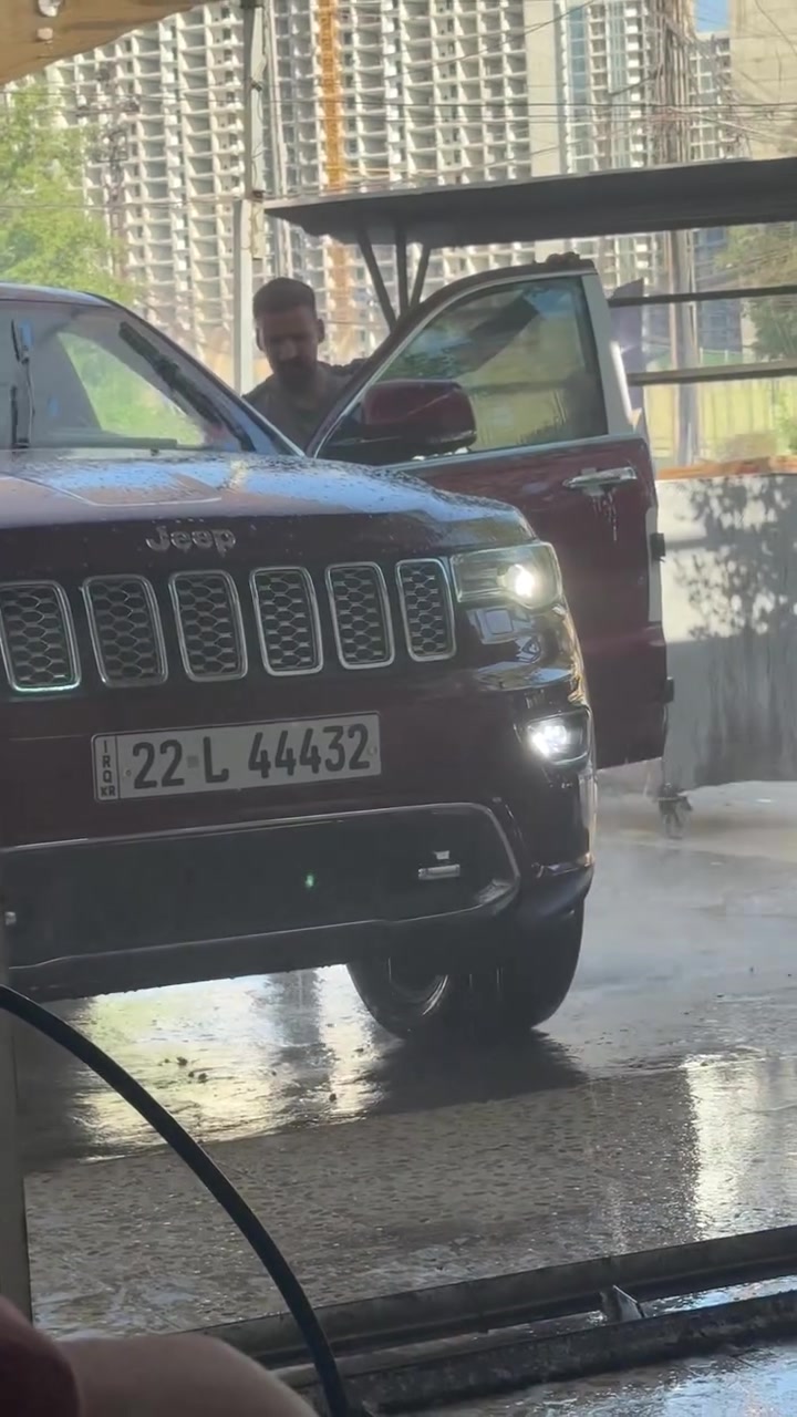 اخت زيرو اوفر لاند موديل 2020 خليجي وكالة هارلم
ماشيه 34 الف 
رقم اربيل مميز 
باسمي هزه كامله 

فول مواصفات  جكات و3 شاشات

مكفوله كفاله عامه  من التكحيل والتبديل والصبغ والبارد 

ومغلفه ppf ضمان 10 سنوات

داخل ملكي

المحرك : V6.  3.6L

ماشية 34 الف كيلو متر حقيقي 

المواصفات :

* دفع رباعي 4x4 . 

* سقف بانوراما . 

* شاشه كبيرة 8.4 انج . 

* نظام الخرائط (GPS) .

* نظام التعليق هوائي (جكات) . 

* ستيرن كهربائي . 

* المصابيح الأمامية زنون . متحرك 

* كشافات الضباب زنون .     

* تشغيل عن بعد .

* صندوق كهربائي .

* داخل مشمشي  .

* حفظ وضعيات الجلوس (ميموري) . 

* المقاعد الأمامية كهربائية .

* المقاعد الأمامية تبريد وتدفئة .

* سستم صوت الباين. 12 سماعه مع دمام خلفي

* حساسات أمامية

* حساسات خلفية . 

* كاميرا خلفية .

* تدفئة ستيرن . 

* بخاخ ماء على المصابيح الامامي.

* المرايا الجانبية قابلة للطي .

* مرايا متحسسه للضوء العالي . 

* مقود السائق من الخشب . 

* بلوتوث تلفون . 

* محدد سرعة . 

* نظام التشغيل والاطفاء الاوتوماتيكي ( Auto Start System ) .

رادارات جانبية 

نقطه عمياء

وبعد بيها هواي مواصفات

مكان السياره بغداد منطقة علي الصالح مقابيل مرور الطوبجي 

***********
