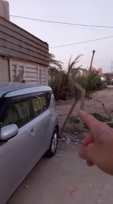 بيت للايجار 50متر طابق ونص المعملجي البزل المدفون شارع جمعته اهل البيت 300الف قفل ***********
