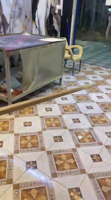 السلام عليكم ورحمه الله وبركاته شباب شباب عندي طاوليات مربعات جديده ما مستخدمات بس اني اريد اعز للفرن وعندي كرك جديد ما مستخدم تقريبا عشره ايام وعندي عجانه دمبار الشراي يدخل لي خاص او يتصل على هذا الرقم وكان بغداد التاجي ***********
