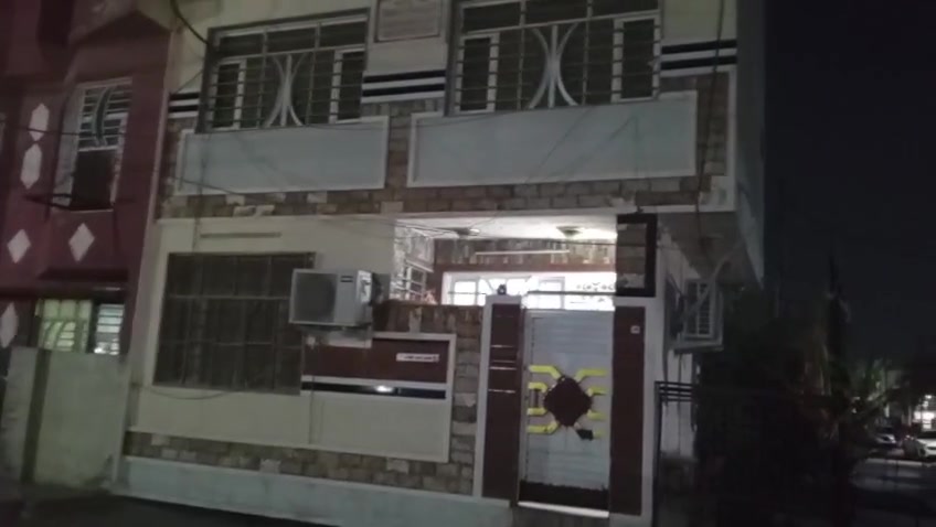 للبيع 42 دولعي جديده طابقين ونص ***********
