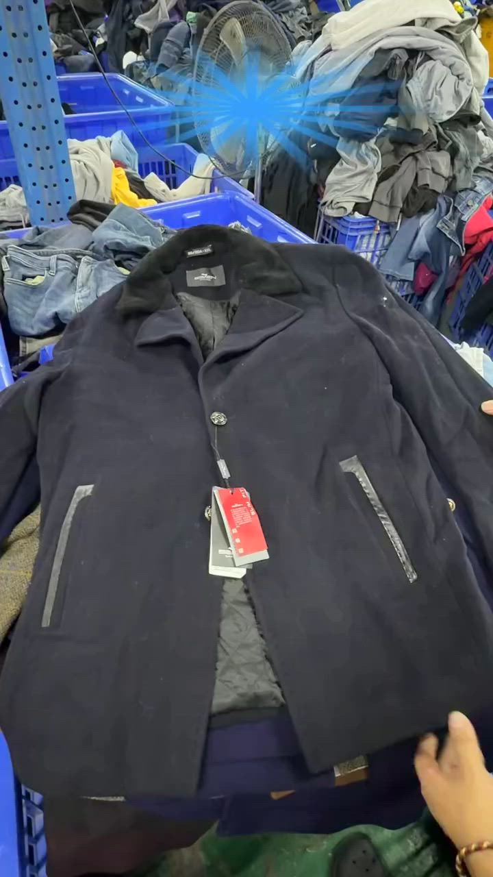 MOC-men wool coat，check video to see how we sorting quality？we can separate jacket and suit！If you interested it，pls contact me：+8618825517455


**إذا كنت صاحب هذا الإعلان وتريد حذفه لأي سبب، رجاءا أرسل رسالة إلى الدعم الفني**
