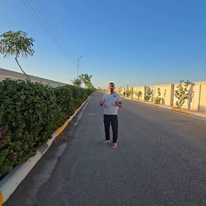 مكتب ايوب الطائي 
***********
