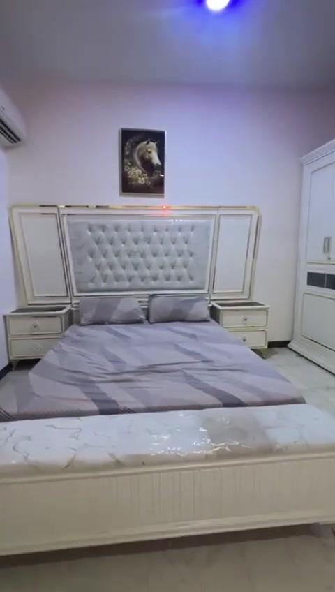غرفه نوم جديده مستخدم قليل  على شكل تركي شغل عراقي مكاني كربلاء طوريج فقط واتساب ***********
