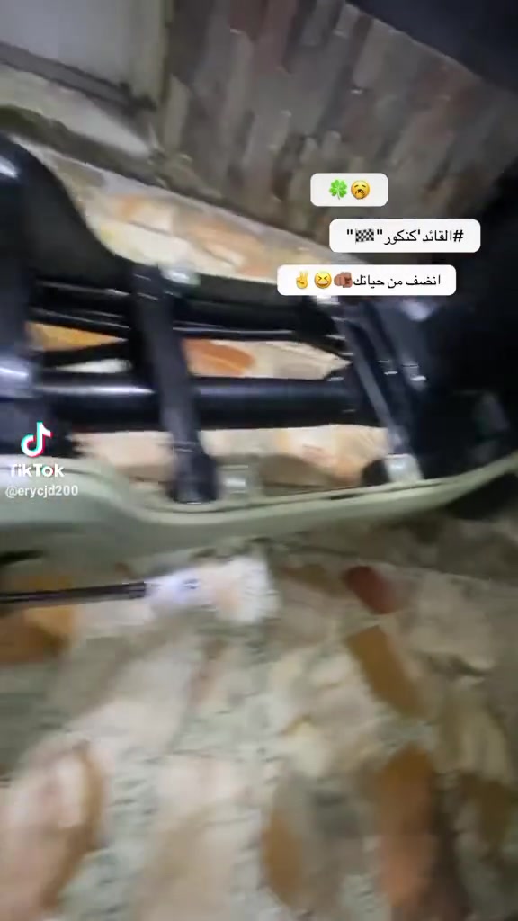 خوان السلام عليكم عندي دراجه شحن راتسه جديده الريان زائد كرتين مسوجين اثنين بصمه كامله مكمله نقص كمية 550 وبيها مجال مكاني حي الجهاد الاساتذه هذا قمي واتساب ***********

