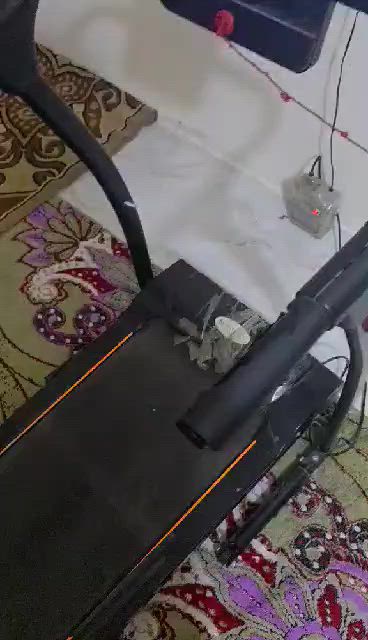 جهاز مشي مكسيكي يتحمل وزن 100  مستعمل
ممكن تذكر الموديل أو اسم الشركة مال جهاز المشي، وإذا بيه رقم موديل محدد؟: 
جهاز جري مكسيكي
الجهاز مستعمل، شنو حالته هسه؟ بيه أعطال أو يحتاج صيانة/زيوت؟: 
مستعمل مابي اعطال 
وين موقعك بالعراق حتى الناس تعرف منين الاستلام أو إذا أكو توصيل؟: 
بغداد/ النهروان  ماعندي توصيل
السعر ثابت لو قابل للتفاوض؟ وإذا أكو توصيل، شكد تكلفته؟: 
قابل للتفاوض اذا  توصيل عليك