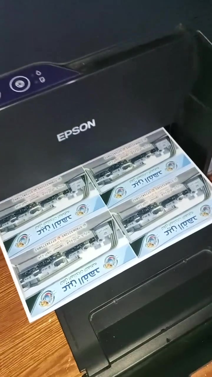ابسون L3251
ملوون وعادي 
الدقه غنيه عن التعريف 
طابعة شغاله كلشي ما بيه وعلى الفحص 
سعر 130 الف 
للتواصل ***********
