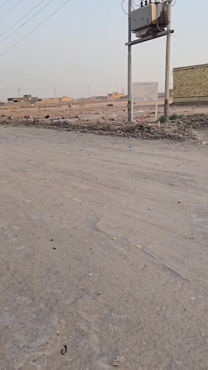 سلام عليكم المساحة 200م وبيه فضله 20متر
الأستفسار ***********
