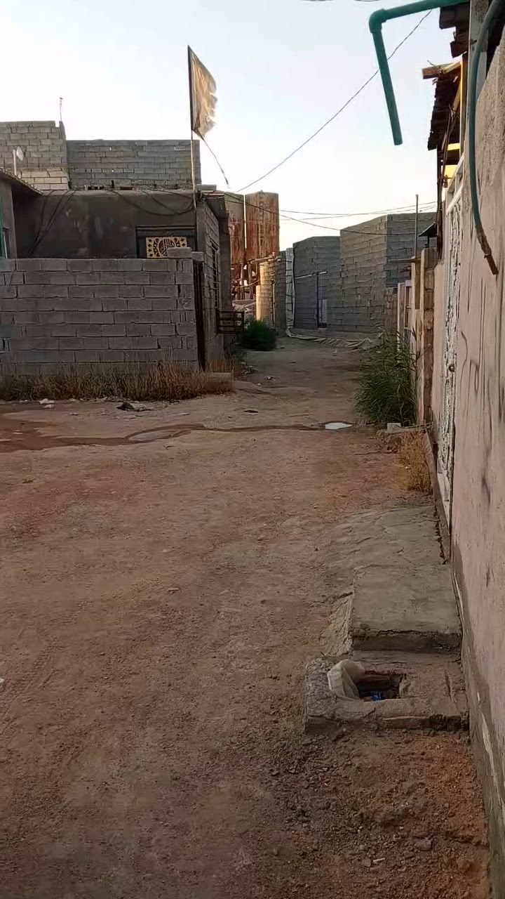 السلام عليكم ورحمة الله
بيت للبيع سند117مساحه 120متر سكف ساندوج 
البتلو مالته صب العنوان كربلاء المقدسة قرب كنطرة السلام مقابيل حيل امٔل شارع شركة الهنديه السعر15قفل ستفسار اكثر تصال واتساب ***********
***********‬‏
