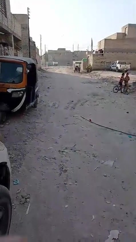 للبيع 100 م سعر 75 ضباط ثانيه زراعي بلديات بظهر معسكر البلديات شارع 20 المبلط بالفرع استفسار ***********
