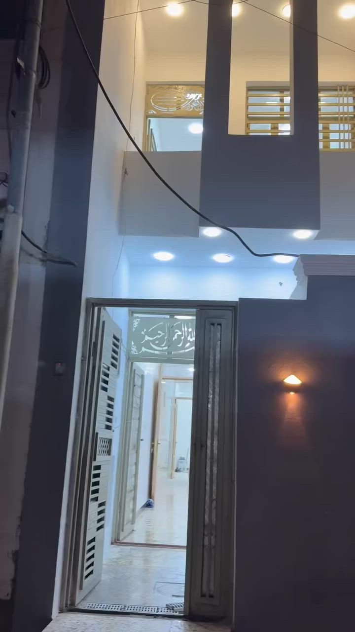 نصف قطعة للبيع ٧٢ متر شرك بناء ٢٠٢٦ اول فرع خلف مركز شرطة الرافدين ثاني من بيت من الركن قطاع ٤٤ فارغة غير مسكونة مكونه من ٤ غرف وحمامين بناء درجة اولى  للأستفسار *********** او على الخاص
