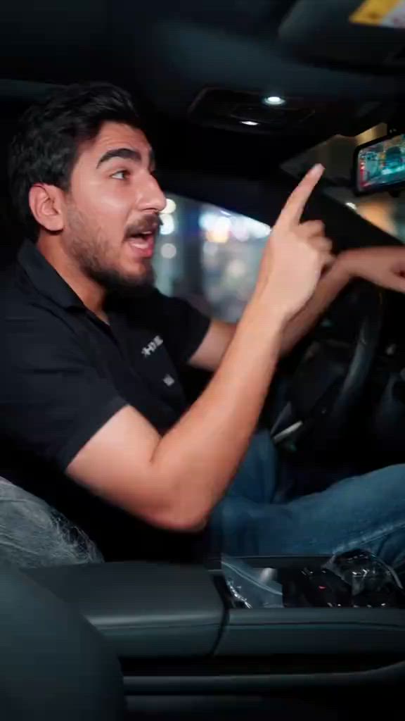 ⁨	كاميرا السيارة AZDOME Pro – حماية وتسجيل بدقة عالية 🚗📹 السعر: 135 الف 🔥   المميزات: • تصوير أمامي 4K وخلفي 2.5K • رؤية ليلية محسنة بتقنية STARVIS 2 • Wi-Fi سريع للتحكم ومشاركة الفيديوهات • أوامر صوتية للتحكم بدون لمس • حفظ تلقائي للقطات عند الحوادث • دعم التطبيق والتحديثات الذكية — توثق رحلاتك بوضوح عالي وتحتفظ باللحظات المهمة تلقائياً.⁩


**إذا كنت صاحب هذا الإعلان وتريد حذفه لأي سبب، رجاءا أرسل رسالة إلى الدعم الفني**