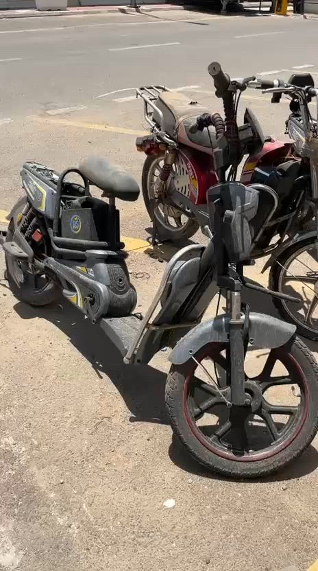 السلام عليكم
3 دراجات شحن للبيع ابيعهن على عطلهن ماعرف شنو بيهن ولا واصللهن 
200 الف قفلهن


**إذا كنت صاحب هذا الإعلان وتريد حذفه لأي سبب، رجاءا أرسل رسالة إلى الدعم الفني**