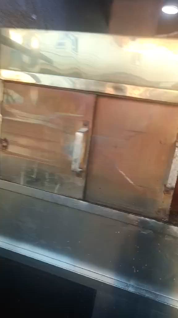 فرن لحم بعجين للبيع
‏‪***********‬‏
