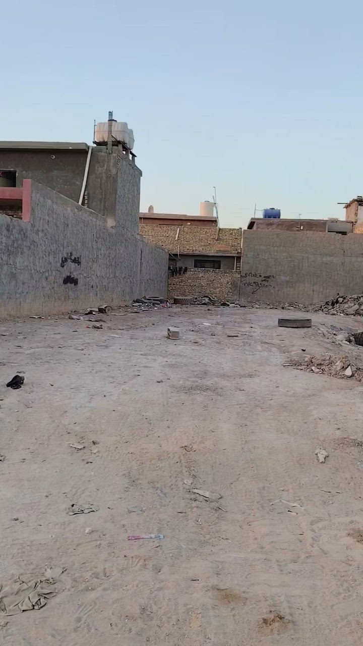 مصطفى الدراجي ***********
