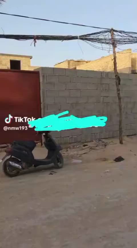 قطعه البيع ٥٠٠ متر من ضمنه هيكل ١٣٠ متر طابق واحد كله عمل درجه أولى و صب مركزي
يقع العقار في كربلاء المقدسة
منطقت الشبانات يبعد عن ضريح إلأمام الحسين 5 كيلو متر ويبعد عن حولي ابو مهدي المهندس واحد كيلو جنس العقار سند ٢٥ 
يصلح العقار حسينيه او سكن او مخزن للتجاره او شاليه ويؤجر يومي في منطقه كامله الخدمات ماء و مجاري و كهرباء
السعر ٣٠٠ مليون و قابل التفاوض
***********
