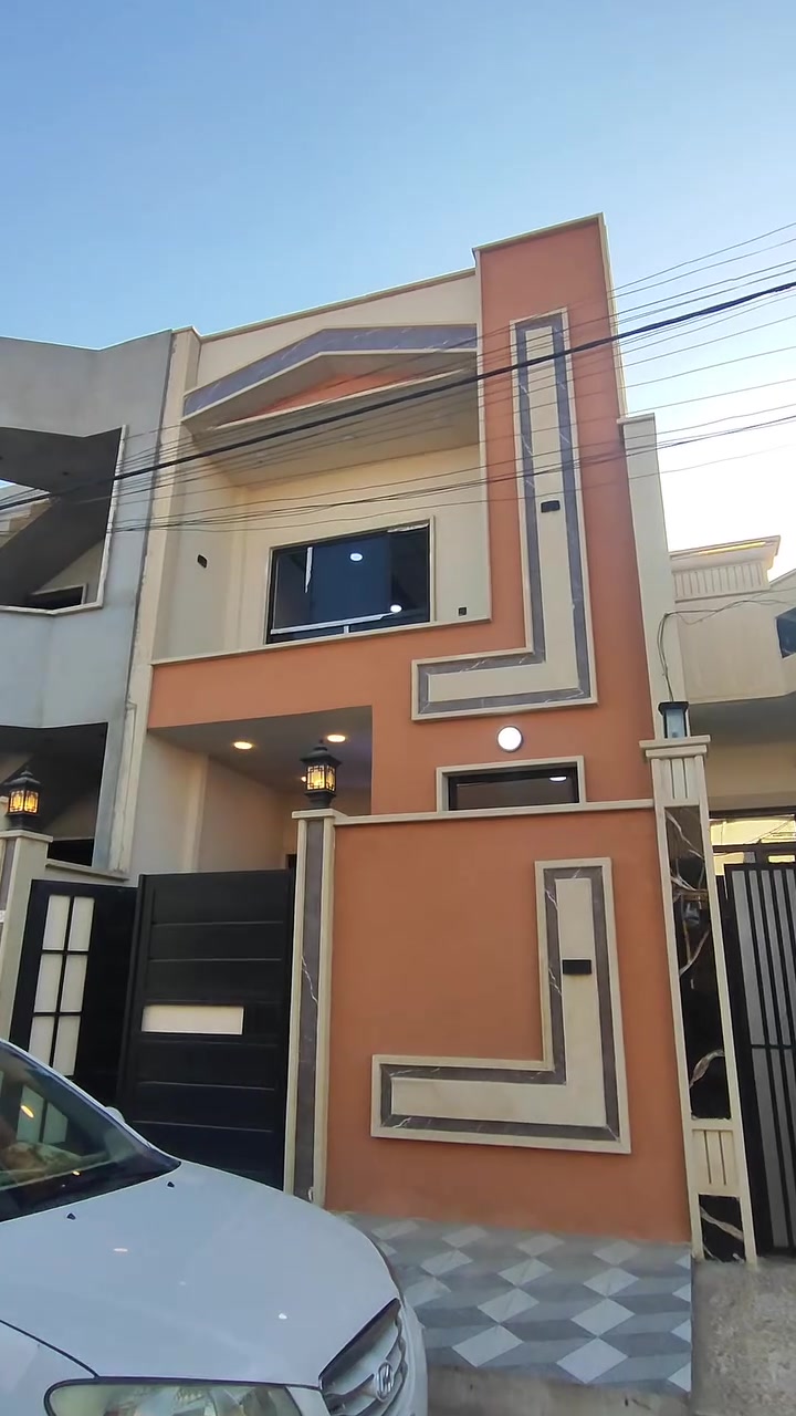 🏠دار للبيع 
📍الموقع حي السماح الاركان 
📐مساحة 100 متر طابقين 
🏗️بناء حديث زيرو 
تسليم مفتاح 🔑 مباشر بعد المكاتبة 
سند ملك صرف طابو شرط التحويل 
الاستفسار عل سعر انتصل عل أرقام 
***********
***********
موقع المكتب حي عدن سايدين التنانير قرب صيدلية اليمامة مكتب قصر الريان للعقار نستقبل عروضكم في جميع أنحاء الجانب الايسر
