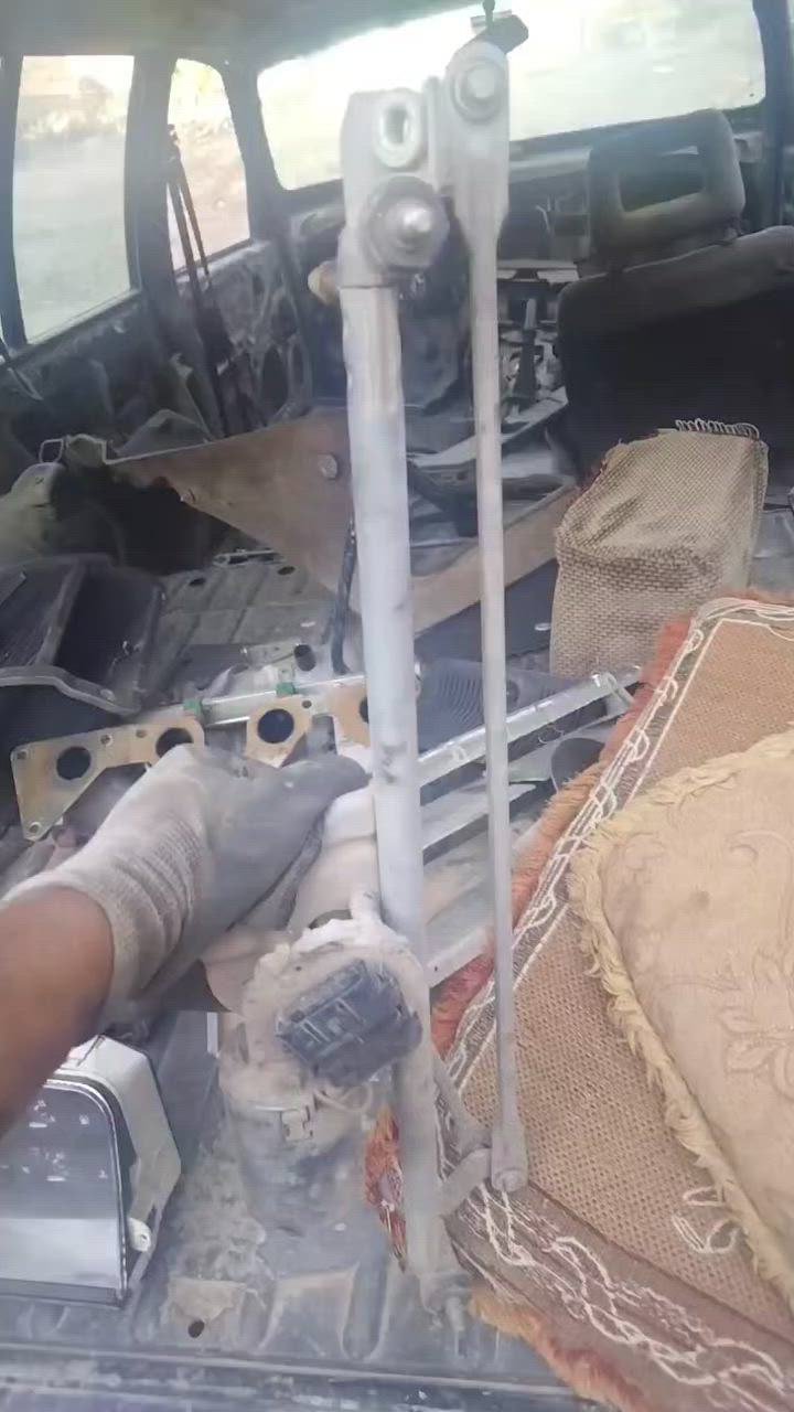ماطور ماسحات اوميكا كامل مع الاذرع مكاني كركوك حي النصر ***********

