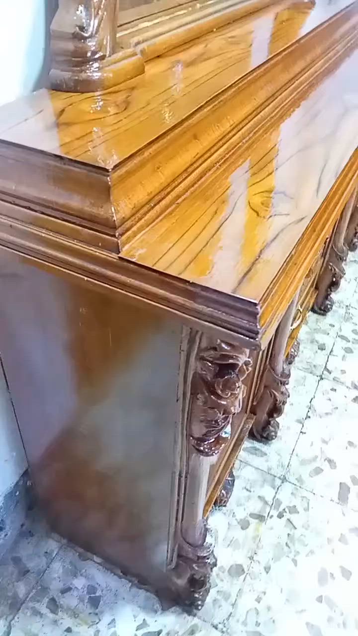 مكلف بلنشر غرفه تسكام نجاره صاج درجه أولى زان مصري جعب الغزال سبع قطع مليون و300 وبيه مجال مكانه حله للإستفسار الاتصال بلرقم ***********

