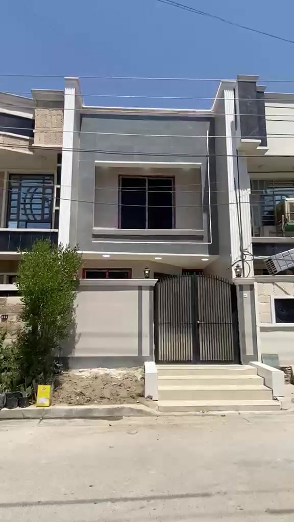 🏡 بيت للبيع في حي الجهاد – موقع راقٍ ومميز 🏡 زيرووو  🌤🏡
🛑 الواجهة: 5 متر– النزال: 20

🔹 المساحة: 100متر
🔹 المواصفات:
✔️ مدخلين
✔️ 3 غرف نوم واسعة تناسب العائلة
✔️ مطبخ عملي وحديث
✔️ صحيات عدد 2 بتصميم عصري
✔️ شرفة بإطلالة رائعة على مساحة خضراء 🌳
✔️ إضاءة طبيعية مثالية طوال اليوم 🌞

📍 الموقع: حي الجهاد – ديوان المخابرات 

💰تريد تعرف السعر اكتب تم او اتصال مناسب ومغري

📞 للتواصل والاستفسار:
📌 مكتب الجوهرة للعقار
📲 ***********
