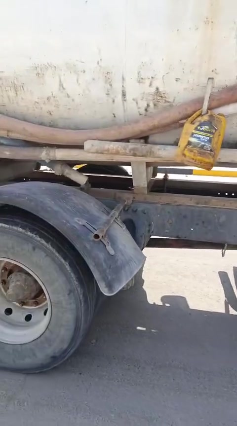 سلام عليكم تنكر مجاري للبيع سيارة مكفوله تريدة شاصي لو كامله براحتك لمعرفه تفاصيل اكثر ‏‪***********‬‏ مكاني البصرة
