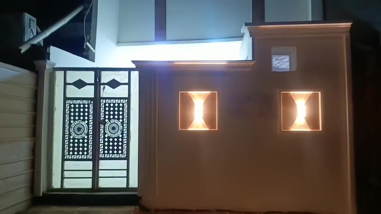 بيت للبيع 100 متر طابق  بناء حديث 2026
كامل من اي نقص حي السفير شارع عشرين ورة ابو علي المضمد اول فرع  ***********
