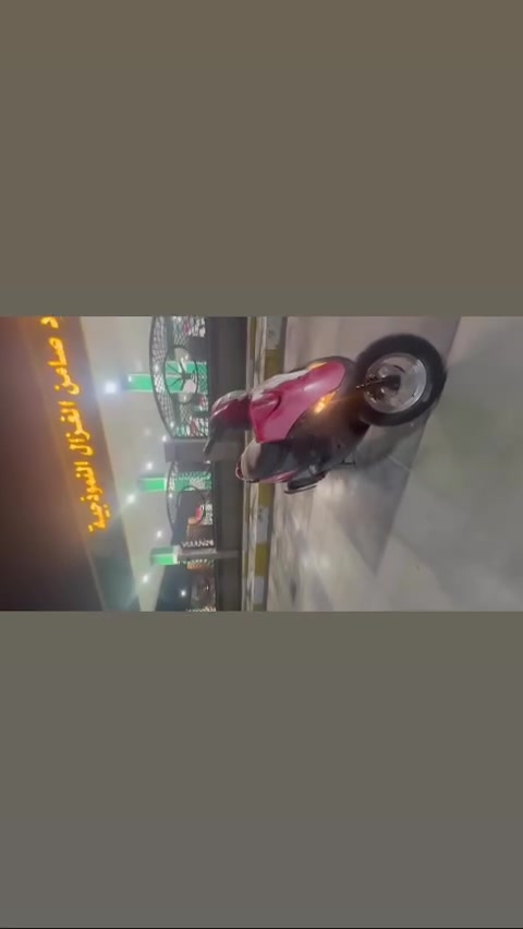 السلام عليكم 
دراجه ماكس عدله للبيع دراجه بلاديه للخير سلف هندر لايت بكلايت زوج تايرات جدد دراجه مابيها اي نقص مفتوحه بس ولفات فقط شرط الفحص شوفت عينك الدراجه السعر 650 والشراي يشلع عيوني 
مكان ناصرية مركز 
*********** (بالعافيه ع الياخذها )
