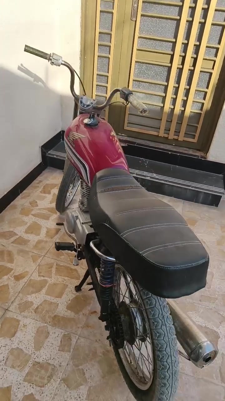السلام عليكم إيراني اداوت السعر 400 وبيها مجال بصره حي الزيتون ***********
