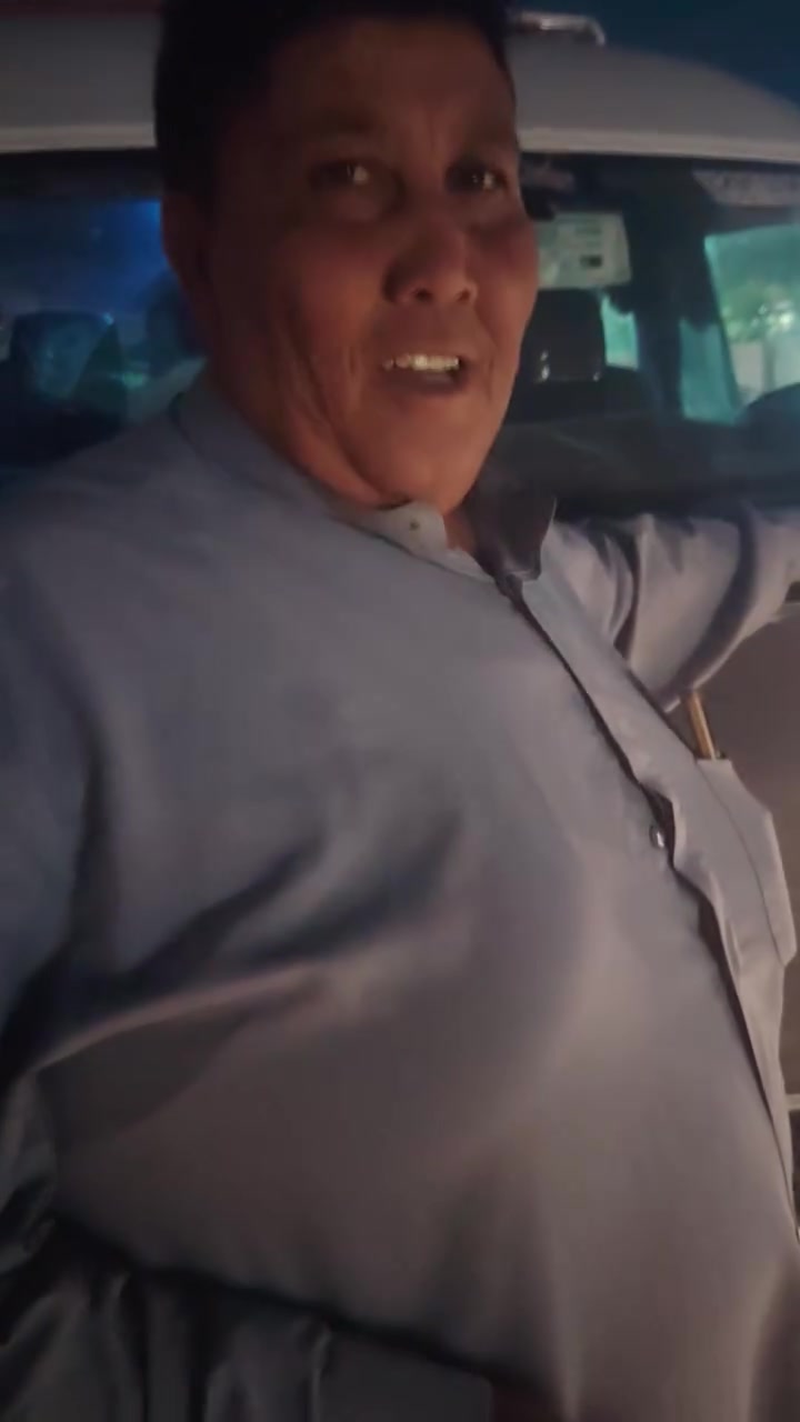 ***********
