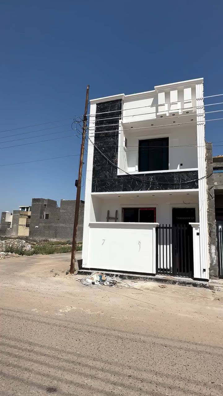 بيت 🏠 50م ركن طابقين #للبيع
2غرف+صحيات2

صاله مطبخ 

📍البوعيثة لعدل ثاني 

سعر مناسب ***********

