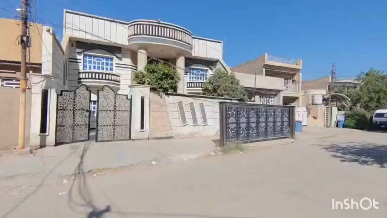 سلام عليكم بيت للبيع طابو صرف
الزعفرانيه شارع الكهرباء قرب صيدليه شيرين طاهر
مساحه البيت 250م طابقين
البيت متعوب عليه وحلو ونظيف 
السعر 410 وبي مجال للشراي 
***********
