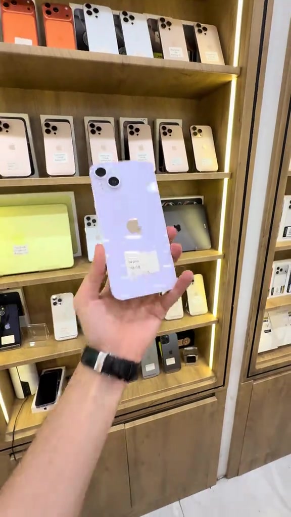 📱 iPhone 14 Plus 256GB 🔥 🔋 Battery Health 85% ✨ شاشة كبيرة وأداء قوي 💾 مساحة 256GB 📩 متوفر الآن — للحجز والاستفسار راسلنا خاص 📍 فرع الربيعي: *********** 📍 فرع المنصور: *********** #iPhone14Plus #iPhone14Plus256GB #ايفون #ايفون14بلس #العراق 
