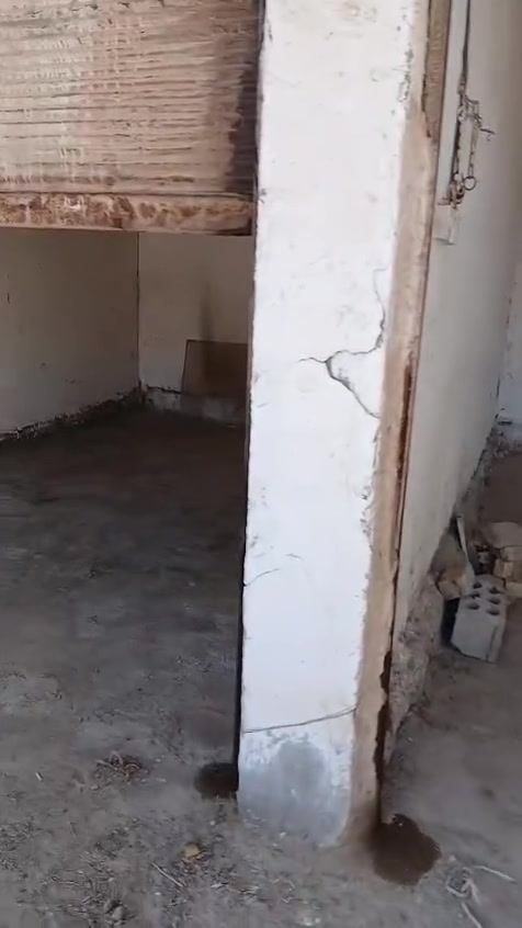 محلات للايجار حي عدنان شارع تجاري عشرين متر كما موضح في الفديوا يوجد خلف المحلات مساحه فارغه بمساحة ١٢٢ م على طول المحلات بإمكان المستاجر الاستفاده منها وخصوصا النجارين وأصحاب معامل الالمنيوم أو اي عمل آخر 🩸ثلاث محلات مستاجره والباقي ثلاث محلات نسأل الله لكم رزقا حلالا طيبا مباركا فيه 💞للاستفسار مراجعة مكتب ابو ازهر الجرياوي للعقار الجمعيه مقابل اسواق حاتم غازي الاتصال على الارقام التاليه
***********
***********
***********////بالتوفيق إنشاءالله
محلات للايجار حي عدنان شارع تجاري عشرين متر كما موضح في الفديوا يوجد خلف المحلات مساحه فارغه بمساحة ١٢٢ م على طول المحلات بإمكان المستاجر الاستفاده منها وخصوصا النجارين وأصحاب معامل الالمنيوم أو اي عمل آخر 🩸ثلاث محلات مستاجره والباقي ثلاث محلات نسأل الله لكم رزقا حلالا طيبا مباركا فيه 💞للاستفسار مراجعة مكتب ابو ازهر الجرياوي للعقار الجمعيه مقابل اسواق حاتم غازي الاتصال على الارقام التاليه
