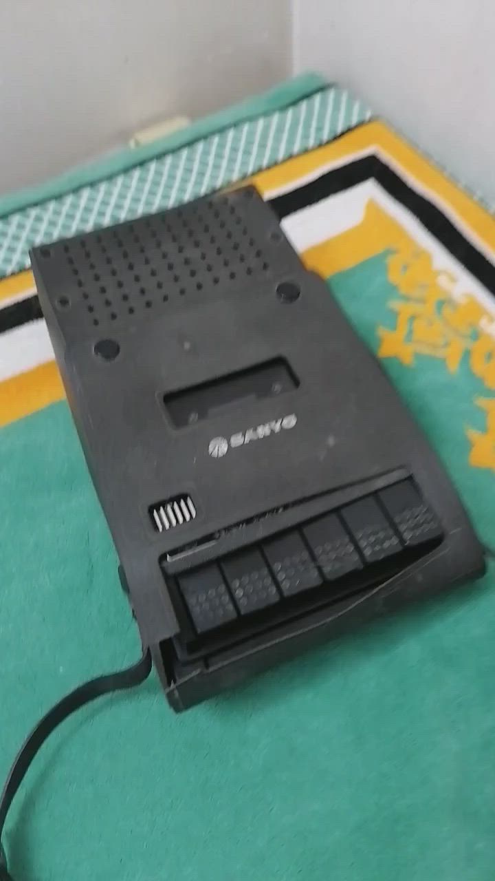السلام عليكم.. مسجل ياباني سانيو السعر ه٦ الف


**إذا كنت صاحب هذا الإعلان وتريد حذفه لأي سبب، رجاءا أرسل رسالة إلى الدعم الفني**