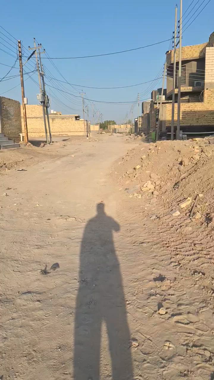 قطعه ٢٠٠متر سند ٢٥
خنيطله حي المهندسين مباشرتا 
مدفونه جاهزه للبناء خدمات متوفره
السعر ٣٢
***********
