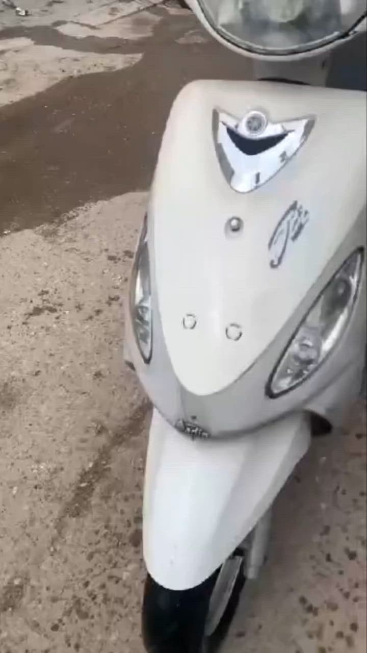 سلام عليكم ماكس قجمه للبيع مفتوحه بوشه 49 
دراجه غراضه كله كامله كفراته سعر600 مكان القبله


**إذا كنت صاحب هذا الإعلان وتريد حذفه لأي سبب، رجاءا أرسل رسالة إلى الدعم الفني**