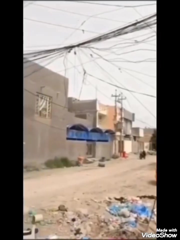 بيت للبيع طابو صرف اقساط للمصرف العقاري تسليم مباشر كربلاء المقدسة الحسينية العطيشي حي الزهراء شارع المدارس طريق  بغداد
 مساحة 141م واجهة 12م يحتوي على 3 غرف استقبال صالة مطبخ 3حمامات سخانين خزانين ماء سيراميك نقوش وديكورات منطقة هدوء كامل الخدمات ماء مجاري كهرباء تبليط  معلومات اكثر ‏‪***********‬‏
